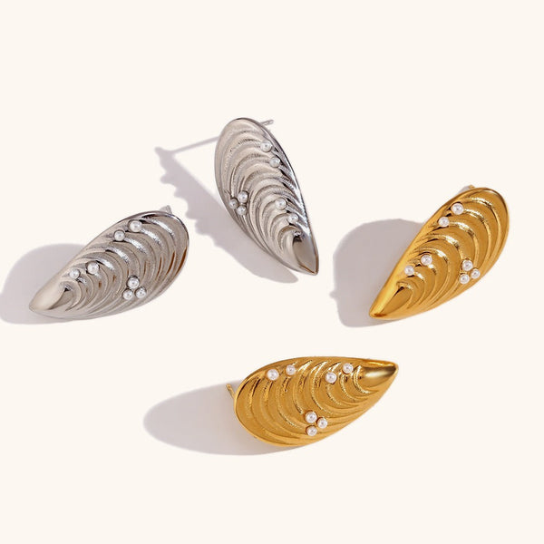 Veile Studios Shell Mussel Stainless Steel 18K Gold Plated Fashion Jewelry Earrings