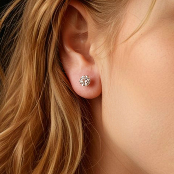 Veile Studios Silver Charm Simple Elegant Sparkling Moissanite Three Claw Design Earrings