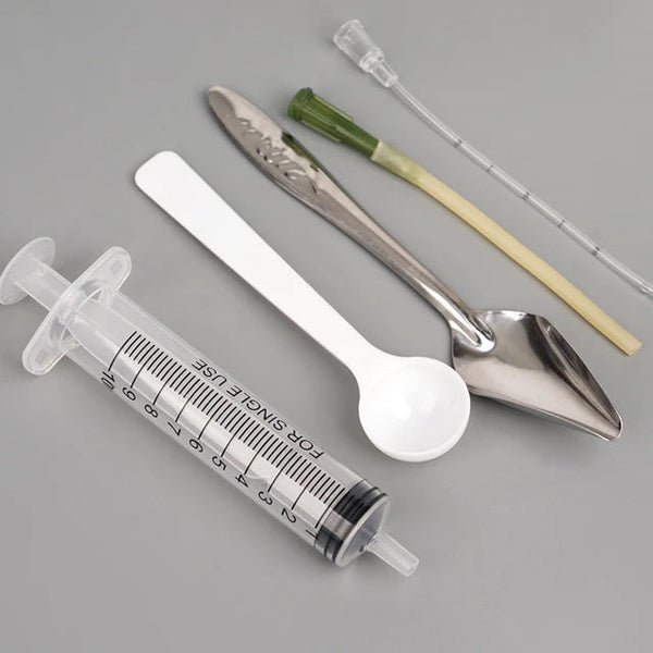5Pcs/Set Bird Parrot Feeder Spoon With Manual Syringe Baby Water Milk Medicine Feeding Needle Supplies Feeders