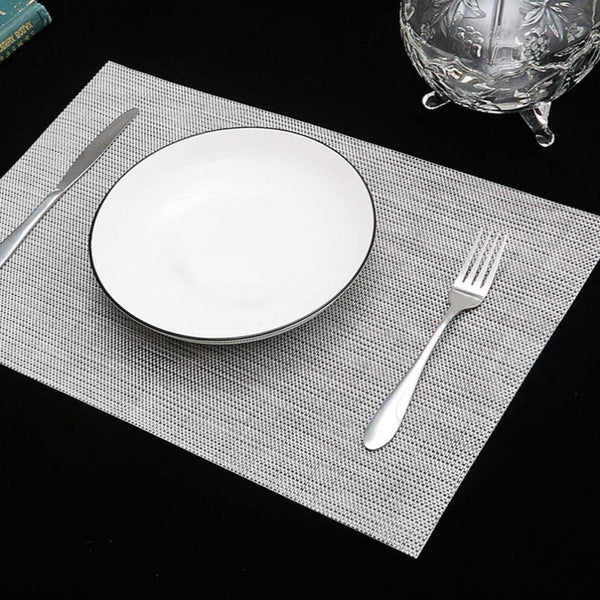 4Pcs Heat Resistant Placemat Non Slip Wipeable Holiday Dinner Table Mat Decor