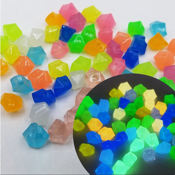 300Pcs Dark Aquarium Pebbles Decorative Walkways Garden Path Luminous Stones Pebbles Stones & Step Stones