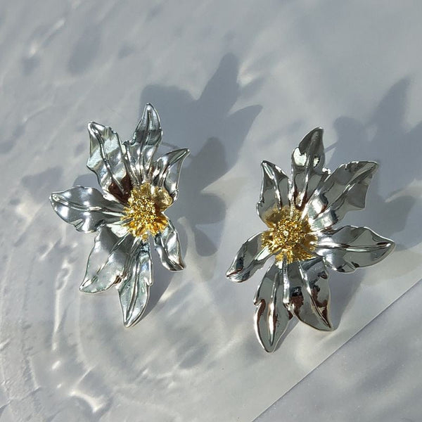 Personalized Fashionable High End With Floral Design In Zinc Alloy Earrings