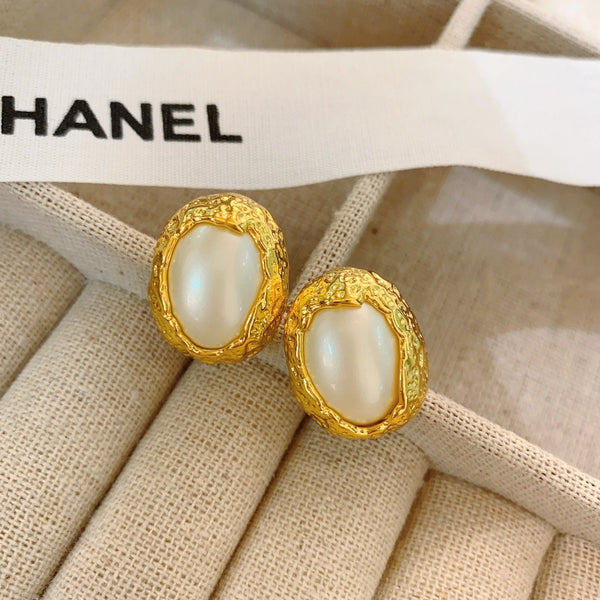 Veile Studios High End Elegant Copper With Literary Retro Design For Women Earrings