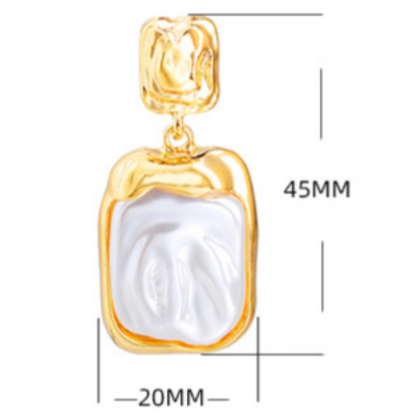 Veile Studios Elegant Square Pleated Light Luxury Niche Personality Retro Design Earrings