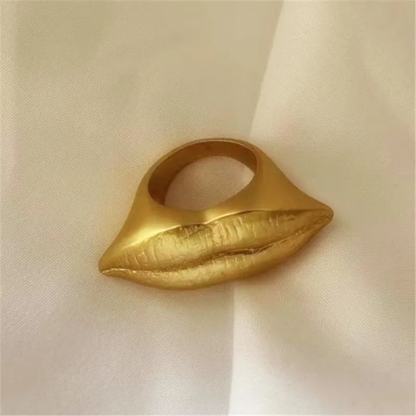 Personalized Brass Metal Lip Geometric Irregular For Women Jewelry Luxury High Quality Gifts Europe America Rings