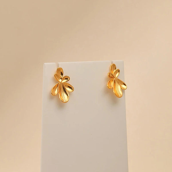 Veile Studios Irregular Three Dimensional Leaf Plated Earring In 18K Real Gold Colour Earrings