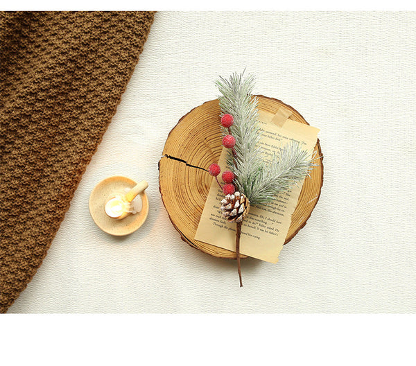 Santa Yuan New Arrival Artificial Red Berry Fruit Branch Christmas Tree Decoration Wreath Vine Material Direct Supply Seasonal Decorations