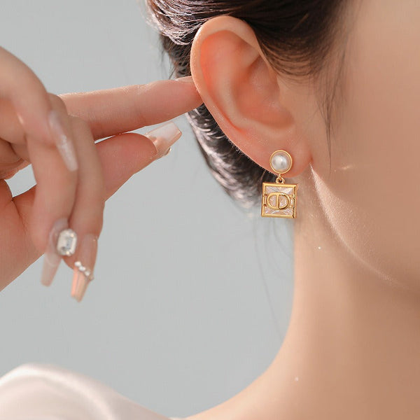 Veile Studios Zircon Pearl Square High Grade Light Luxury Style Silver Needle Earrings