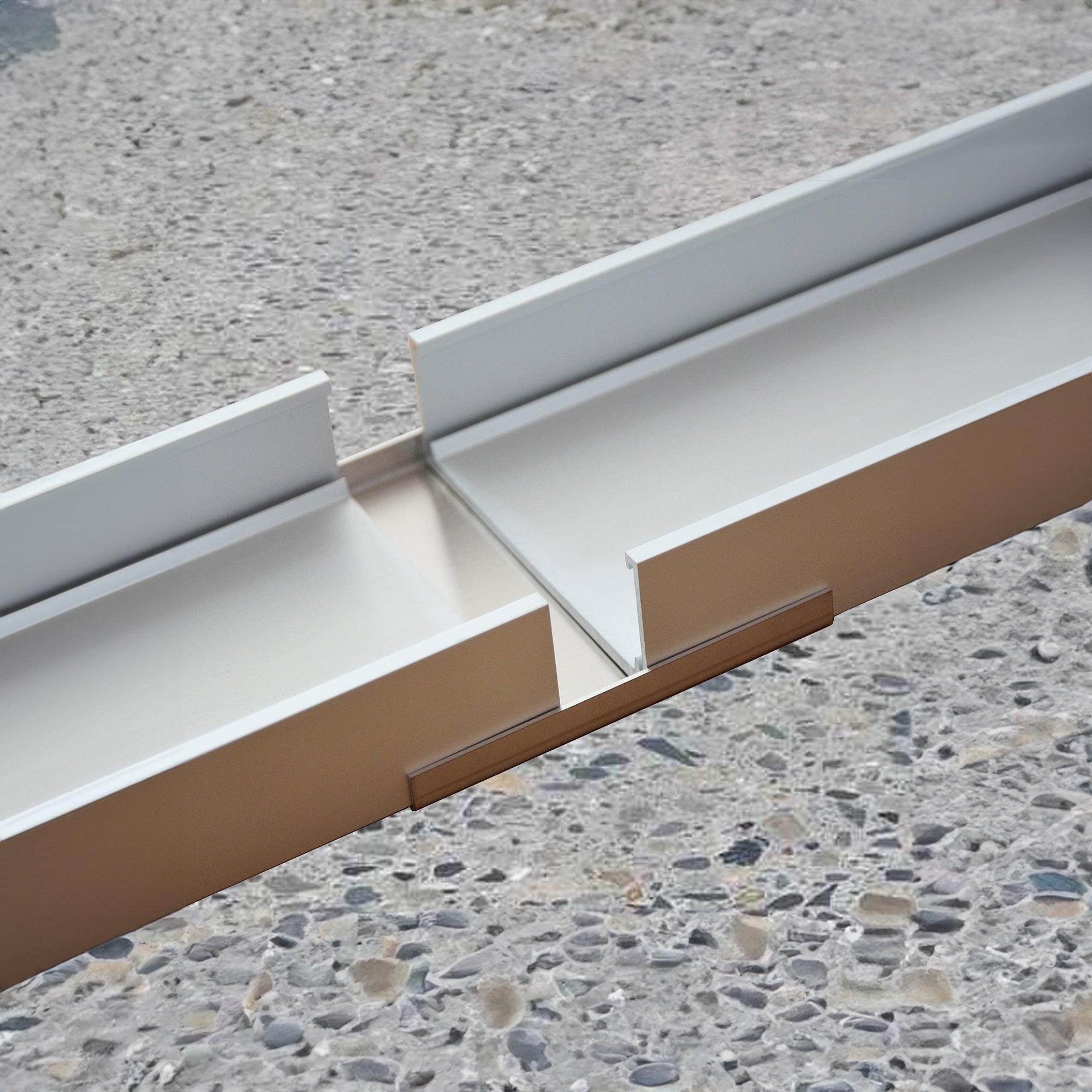 Della Francesca Floor Grate Joiner Drain Grates