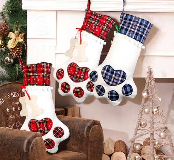 Red Or Blue Plaid Paw Shaped Pet Christmas Stocking For Dogs Cats Seasonal Decorations