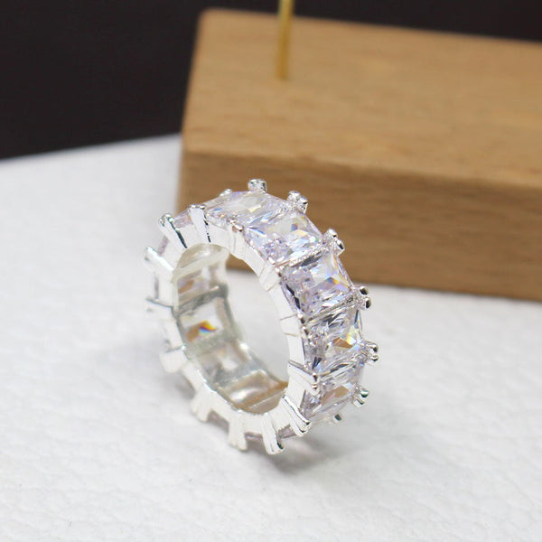 Veile Studios Small And Simple Wide Mouth Ring Personalised Versatile Trendy For Women Rings