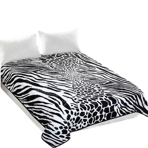 800Gsm Luxury Reversible Animal Mink Blanket Queen 200 X 240 Cm White Black Safari Blankets