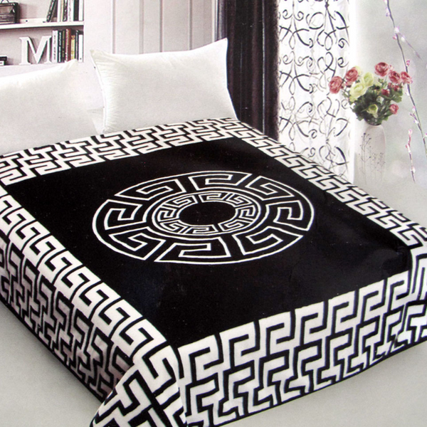 800Gsm Luxury Reversible Mink Blanket Greek Key Black Queen 200 X 240 Cm Blankets