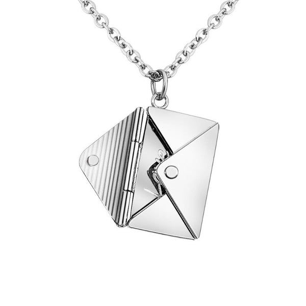 Veile Studios Love Letter Pendant Romantic Necklace Women Jewellery Necklaces & Pendants