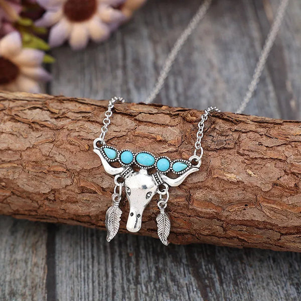 Artificial Turquoise Cow Shape Necklace Necklaces & Pendants