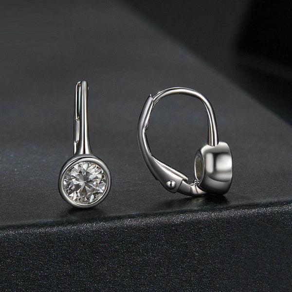 Veile Studios Silver Charm Classic Design Moissanite 925 Pure Earrings