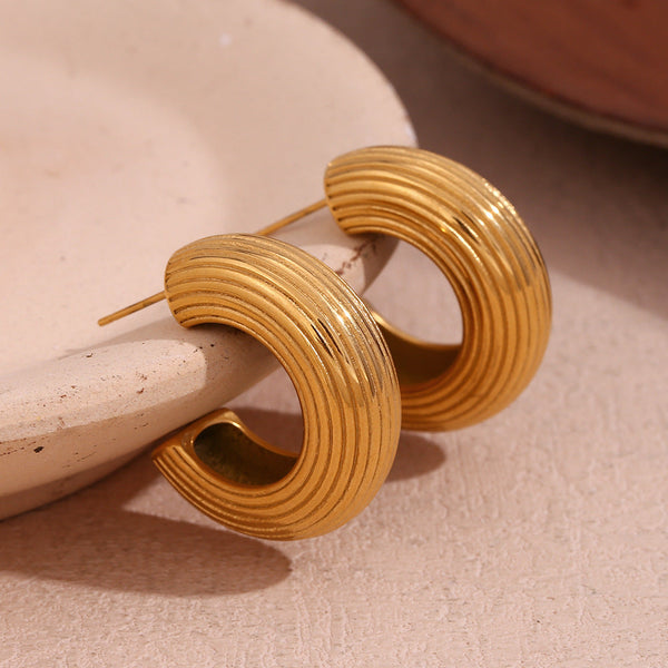Veile Studios And American Fashion Retro C Shaped Brushed Gold Finish Earrings