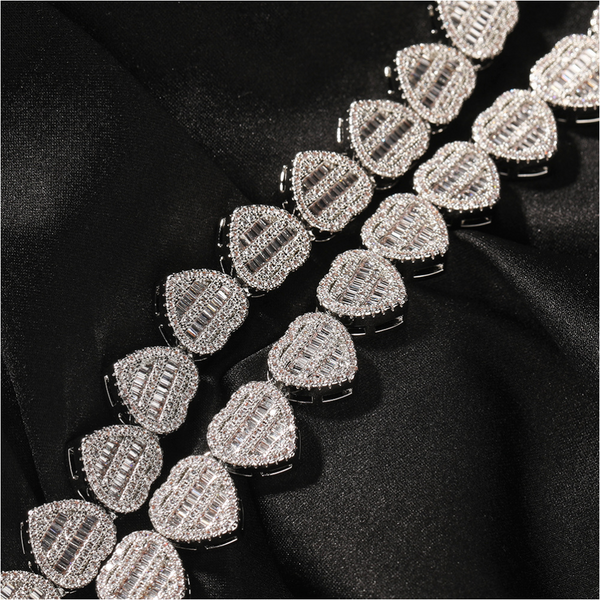 Veile Studios Heart Shaped Love Necklace Set With Zircon Personalised Fashion Design Necklaces & Pendants