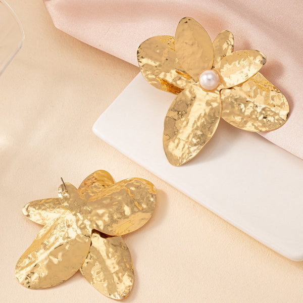 Veile Studios Large Flower For Women Fashionable High End Irregular Petal Design Earrings