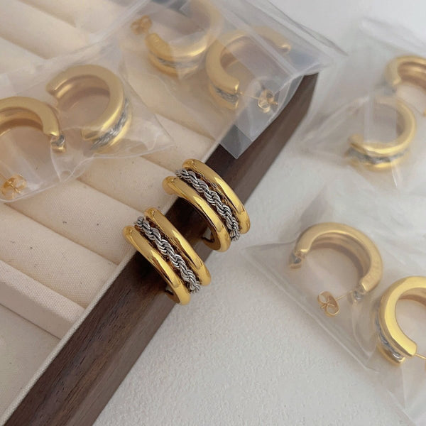 Veile Studios Knot Chain Female Niche Semi Circular Shaped High End Earrings