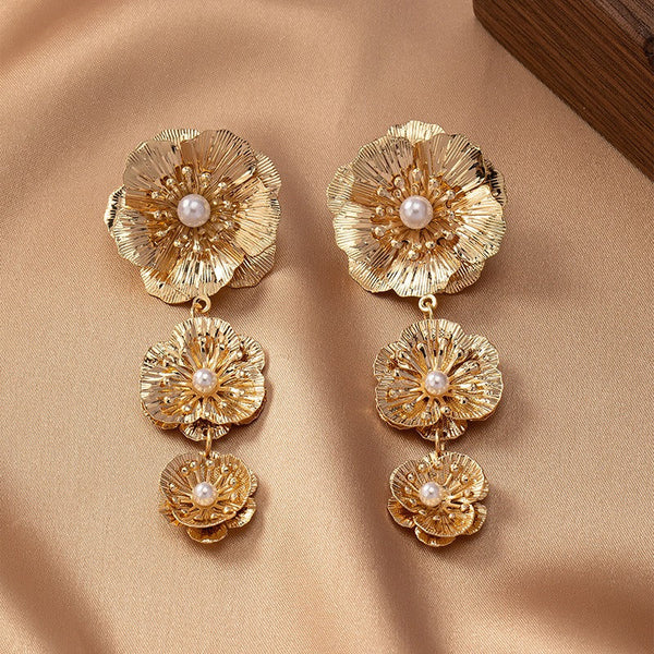 Veile Studios Flower Shaped Elegant Three Design For Fashion Commuting Earrings