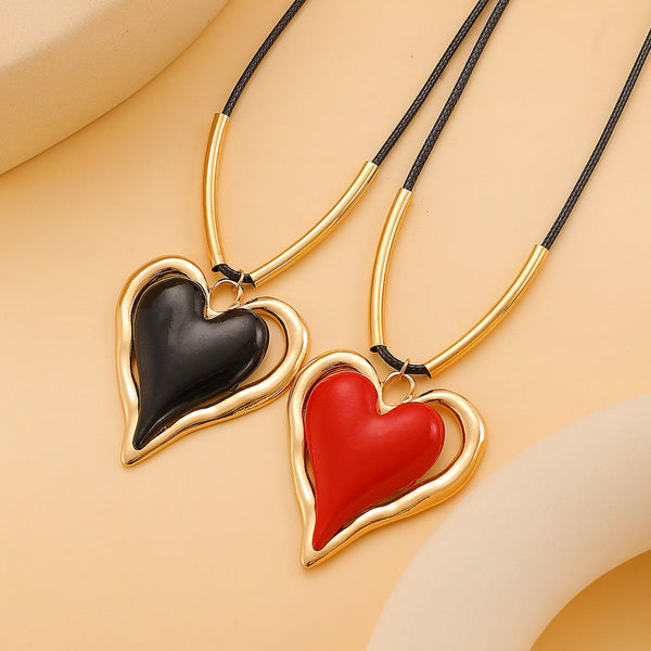 Exaggerated Large Heart Necklace Sweet And Spicy Lolita Style Pendant Clavicle Chain For Women Necklaces & Pendants