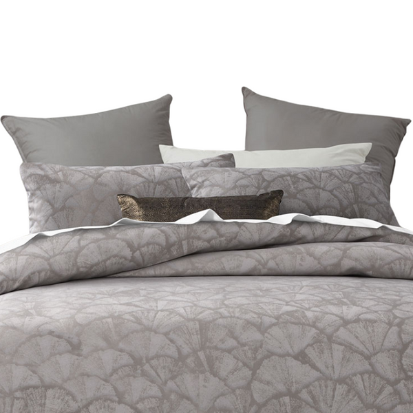 Accessorize Shells Quilt Cover Set Queen Queen Doonas