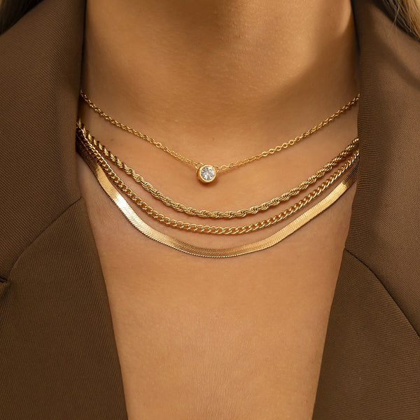 Veile Studios Retro Snake Bone Twist Chain Necklace With Rhinestone Pendant For Women Necklaces & Pendants