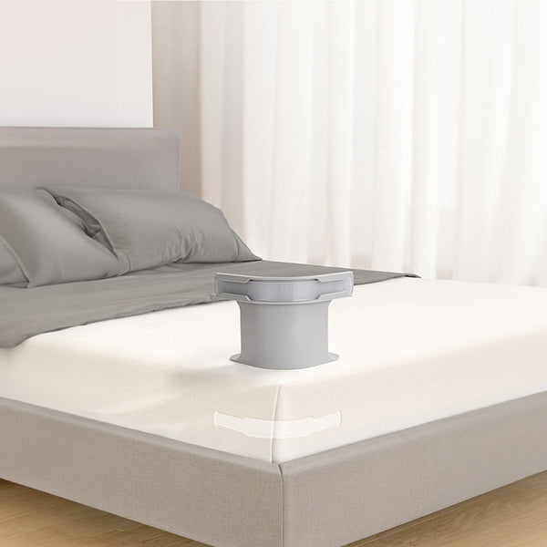 4 Heavy Duty Bedsheet Corner Clips. High Quality Durable And Reliable. Ideal For Securing Protectors. Sheets