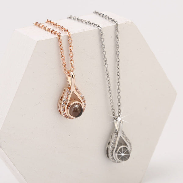 Waterdrop Shaped Fashion Projection Necklace With 100 Languages. I Love You. Color Photos Customized Lover Accessories Necklaces & Pendants