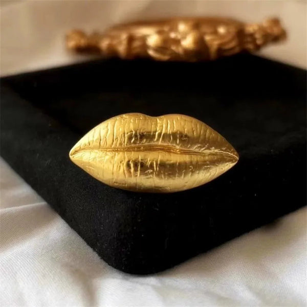 Personalized Brass Metal Lip Geometric Irregular For Women Jewelry Luxury High Quality Gifts Europe America Rings