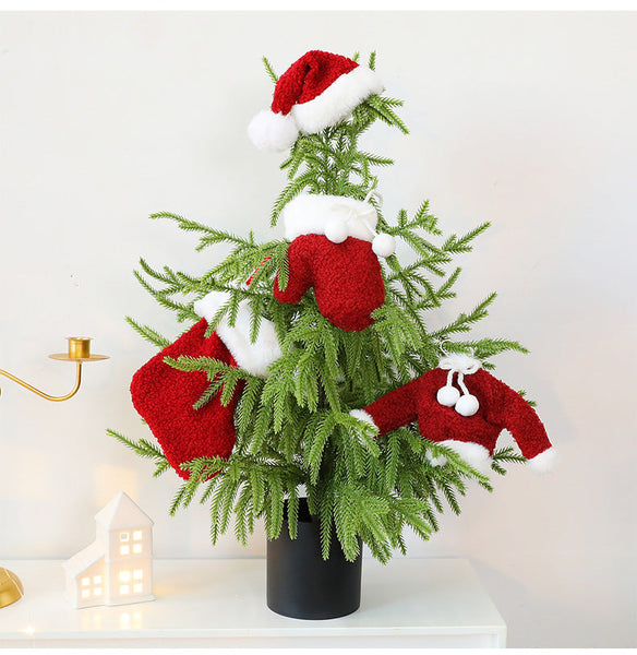 Santa Yuan New Christmas Clothing Socks Hat Ornament Tree Decoration Window Hanging Decorations Accessories Seasonal Decorations