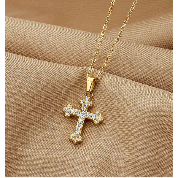 Cross Necklace For Women Simple And Colorfast Zircon Stainless Steel Collarbone Chain Titanium Necklaces & Pendants