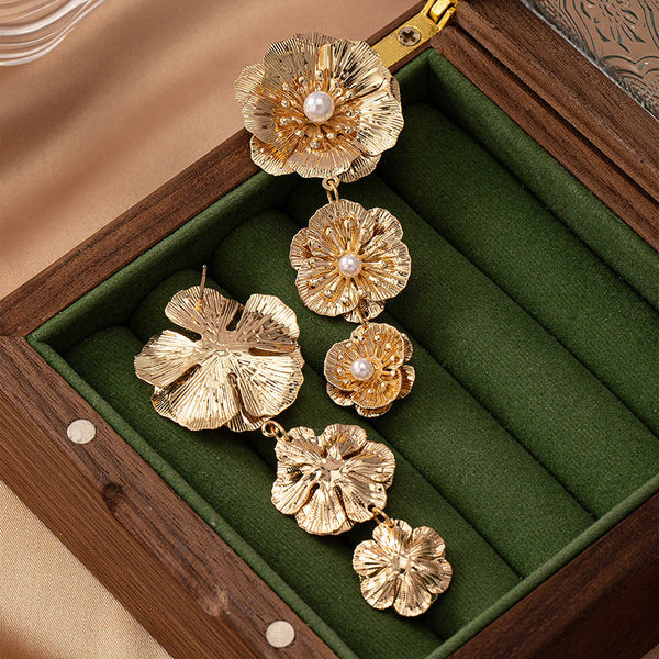 Veile Studios Flower Shaped Elegant Three Design For Fashion Commuting Earrings