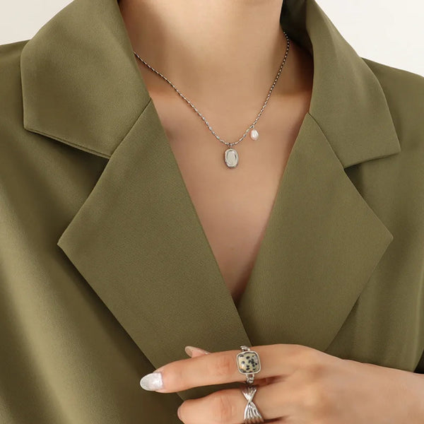Elliptical Titanium Steel Necklace Collarbone Chain Womens Necklaces & Pendants