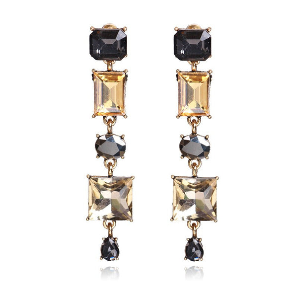 Veile Studios Elegant Socialite Geometric Irregular Sparkling Gemstone Diamond Earrings