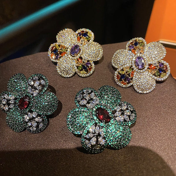 Veile Studios Colorful Flower Stamen With Diamond Flowers In Gold And Green Earrings