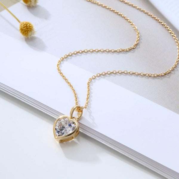 Veile Studios Peach Heart Necklace Copper Plated Zircon Love Pendant Clavicle Chain Necklaces & Pendants