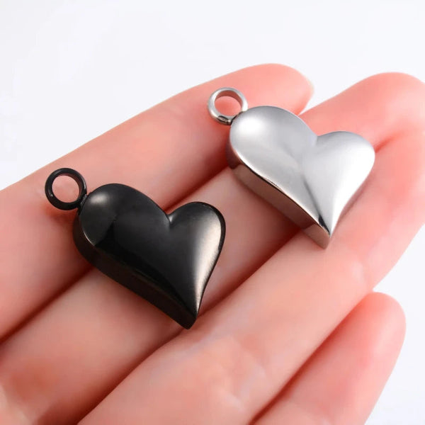 Veile Studios Heart Keepsake Stainless Steel Urn Necklace Pendant For Pet Ashes And Accessories Necklaces & Pendants