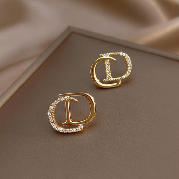 Veile Studios Cd For Women Silver Needle Versatile Letter Fashion Jewellery Earrings