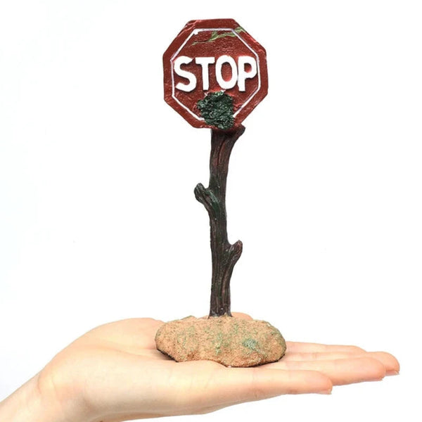 Resin Aquarium Decoration Ornaments Artificial Shark Warning Sign For Fish Tank Aquariums