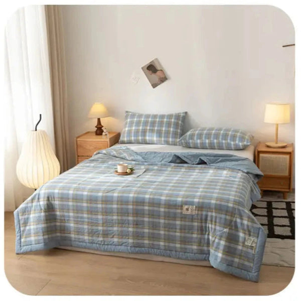 Bed Summer Cooling Quilt Queen King Size Soft Skin Friendly Thin Comforter Blankets
