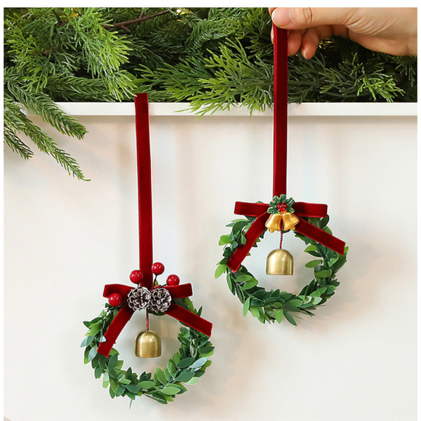 Santa Yuan New Bell Wreath Christmas Tree Ornament Decoration Display Window Hanging Seasonal Decorations
