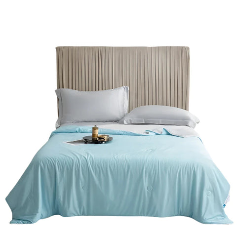 High Quality Cooling Blanket Smooth Air Condition Comforter Lightweight Summer Quilt Blankets
