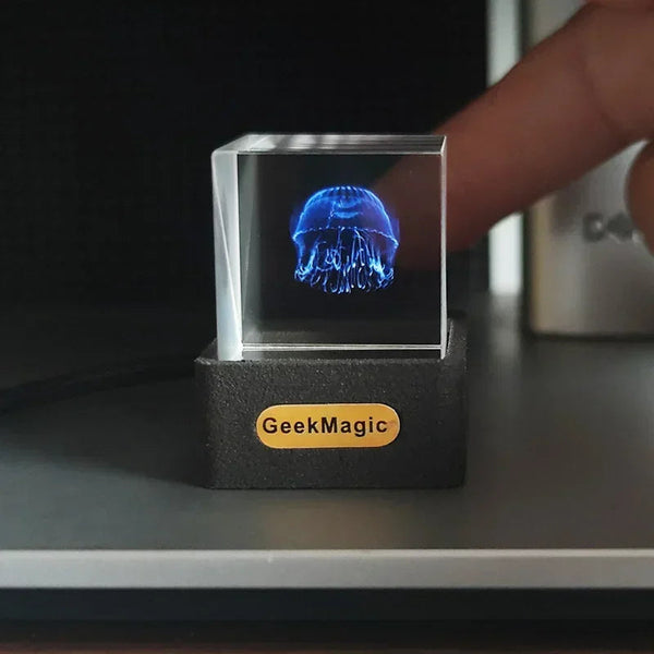 Geekmagic Giftv Crystal Cube Photo Display Holographic Desktop Smart Weather Station Digital Clock With Animations Album Other Clocks