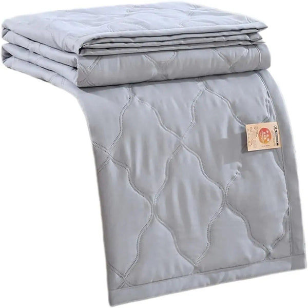 Skin Friendly Cooling Blanket Double Sided Cold Effect Quilt Spring Summer Breathable Quilt

< Blankets
