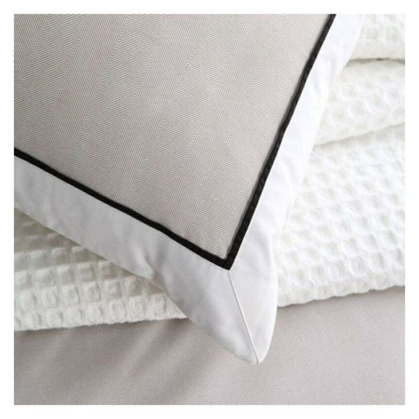 Logan & Mason Essex Stone Queen Quilt Cover Set Quilt Covers