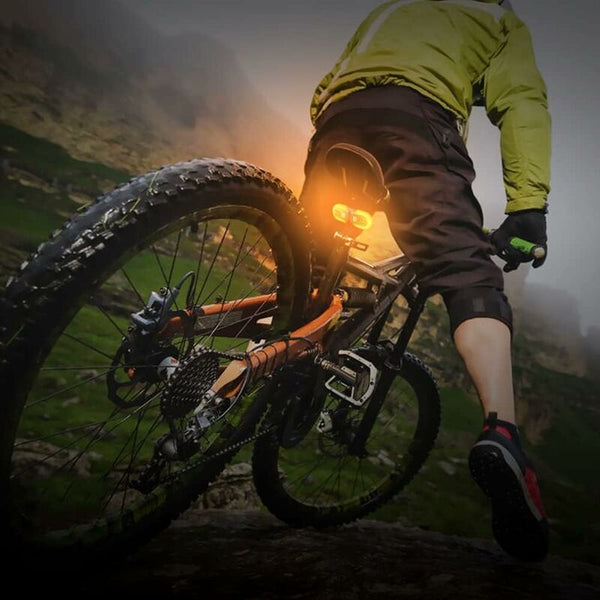 Wireless Bike Tail Light With Turn Signals Rechargeable 5 Modes Lights & Reflectors