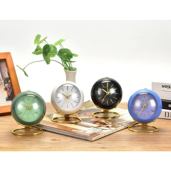 Retro Non Ticking Analog Alarm Clock With Night Light Silent Easy Operation And Loud Gift For Mom Alarm Clocks & Clock Radios