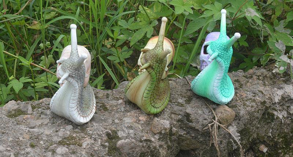Gothic Skeleton Snail Skull Sculpture Unique Home Decor Sculptures & Figurines